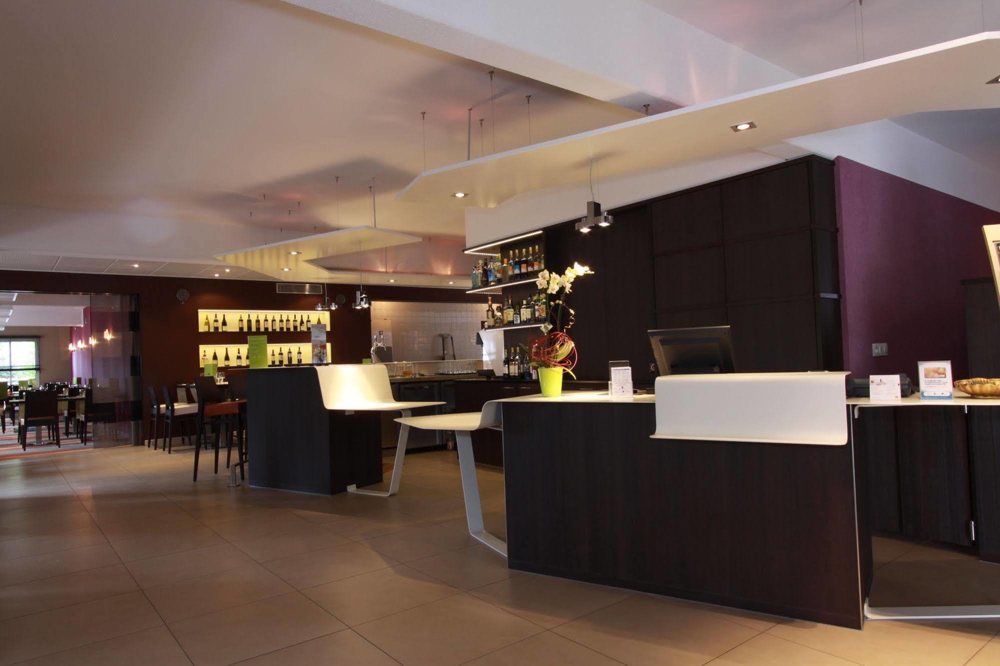 Mercure Hexagone Luxeuil Exterior photo